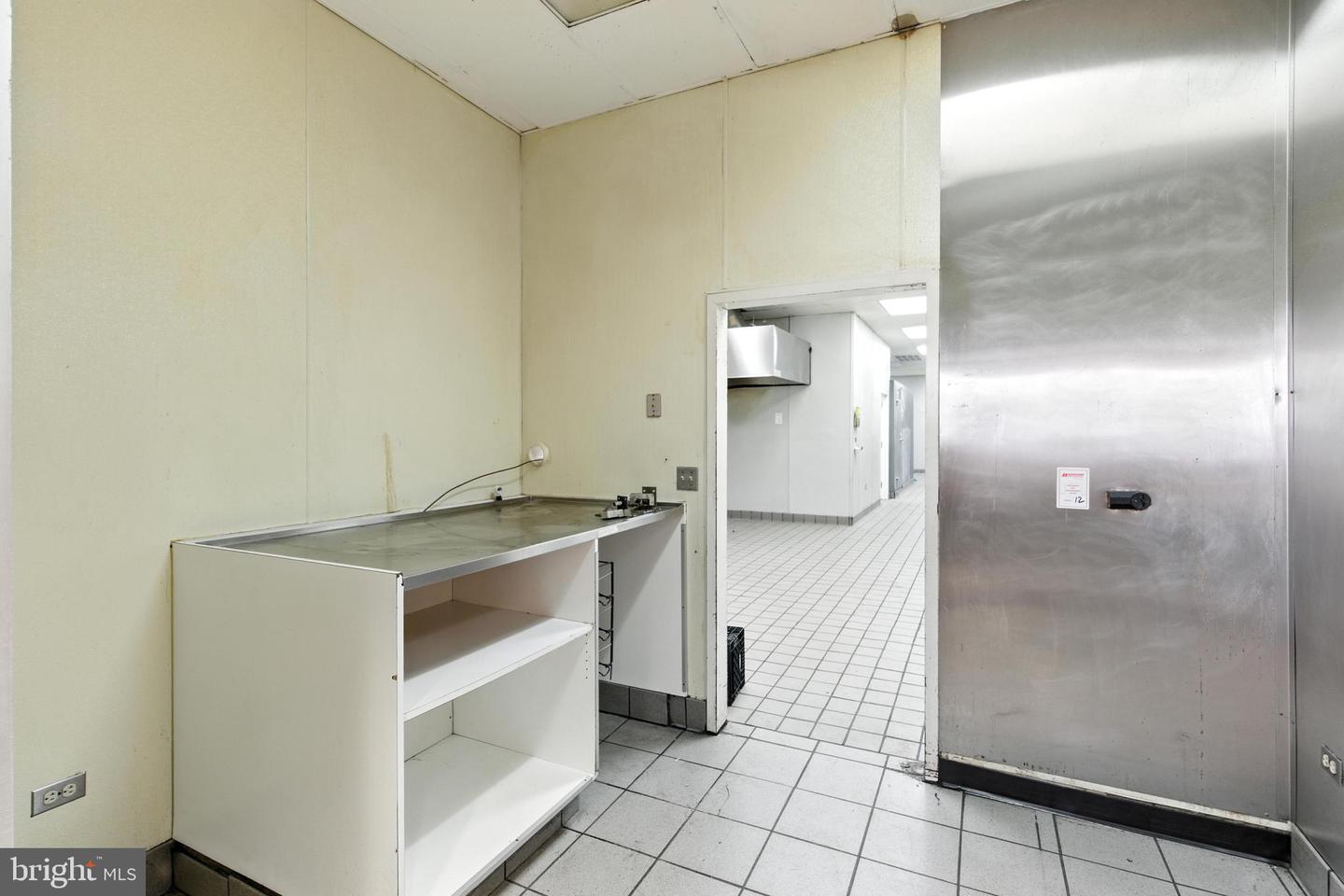 808 Chestnut St Property Photo 6