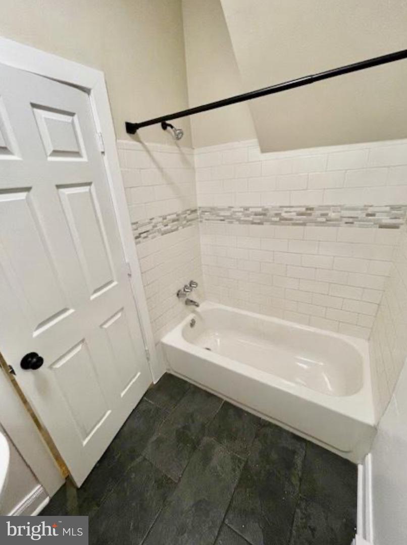 1230 E Chelten Ave Property Photo 9