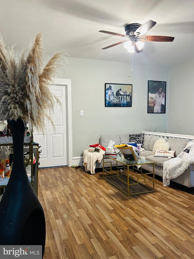 1230 E Chelten Ave Property Photo 18