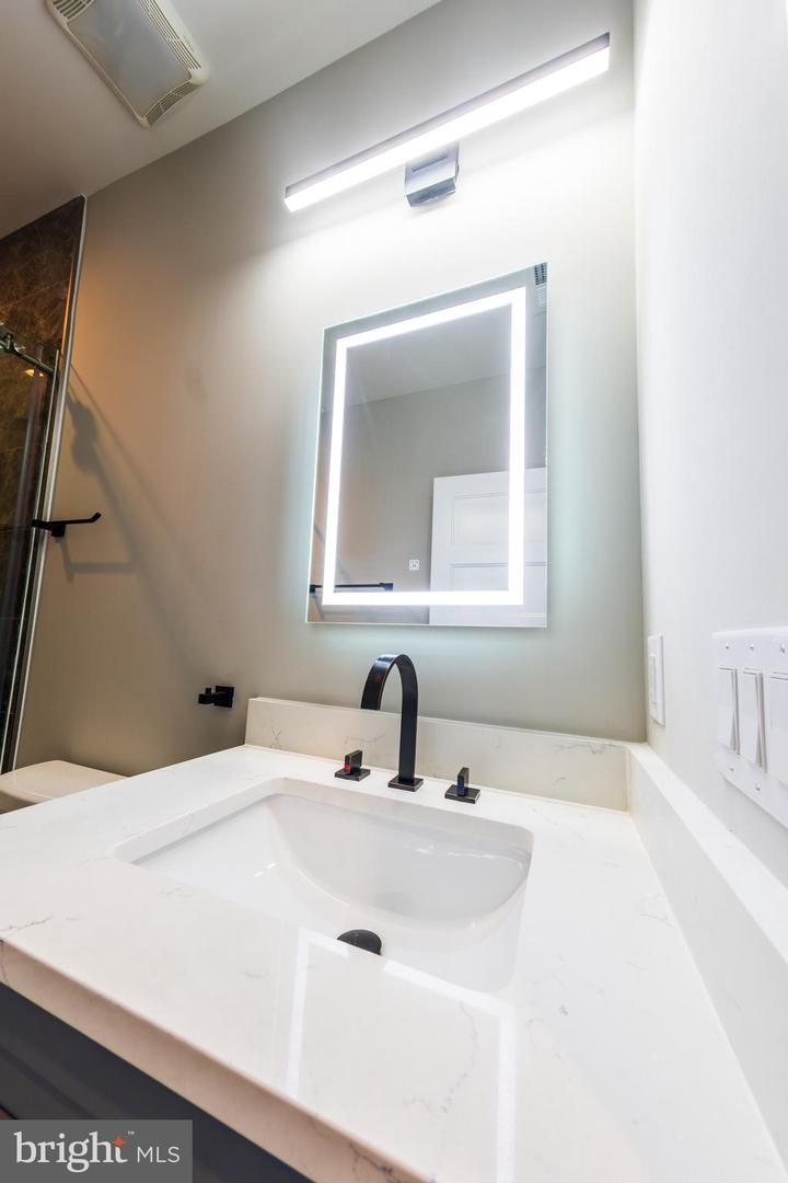 2219 Frankford Ave #3 Property Photo 10