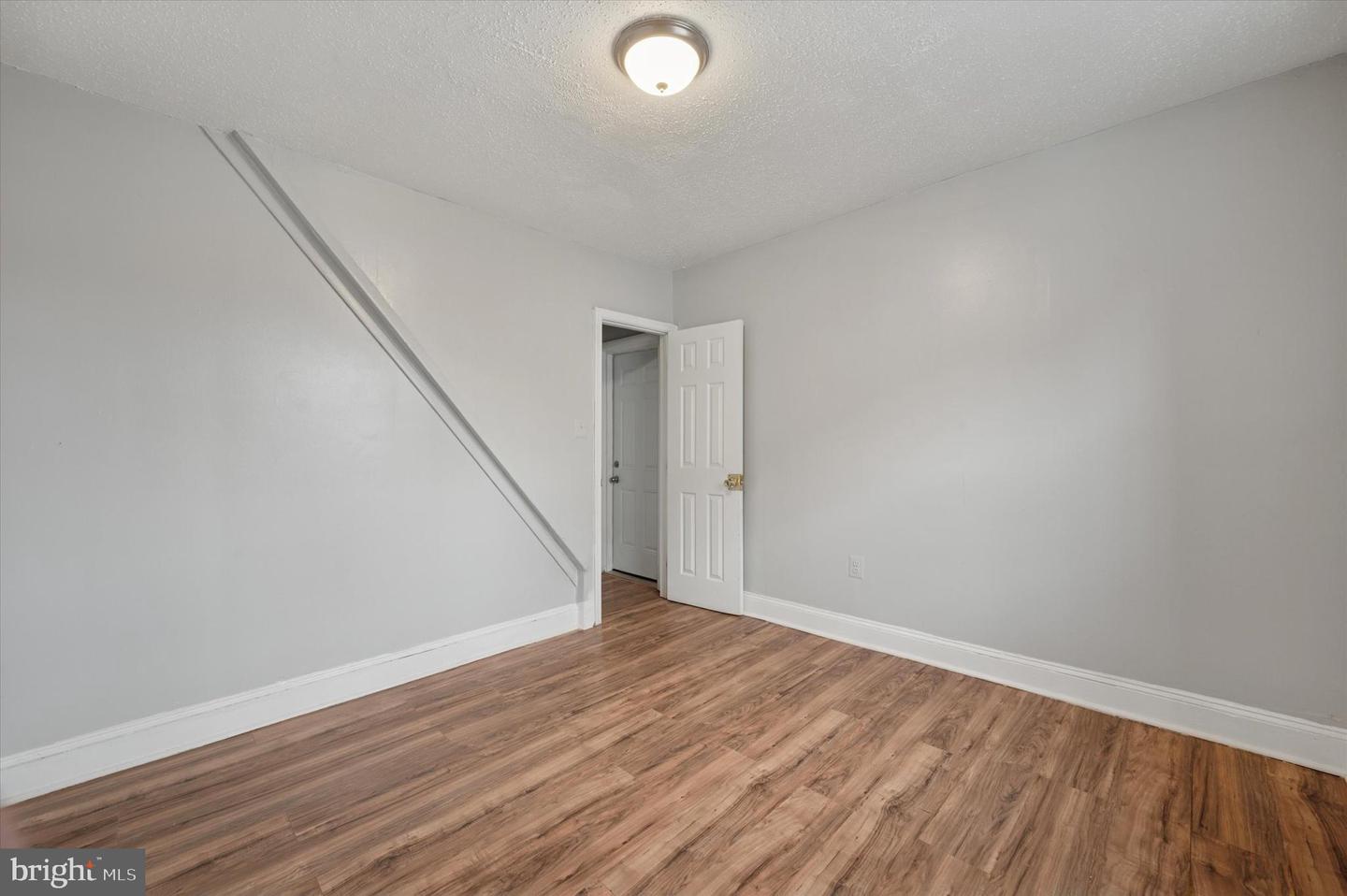 300 E William St Property Photo 3