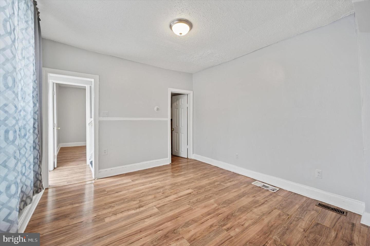 300 E William St Property Photo 7