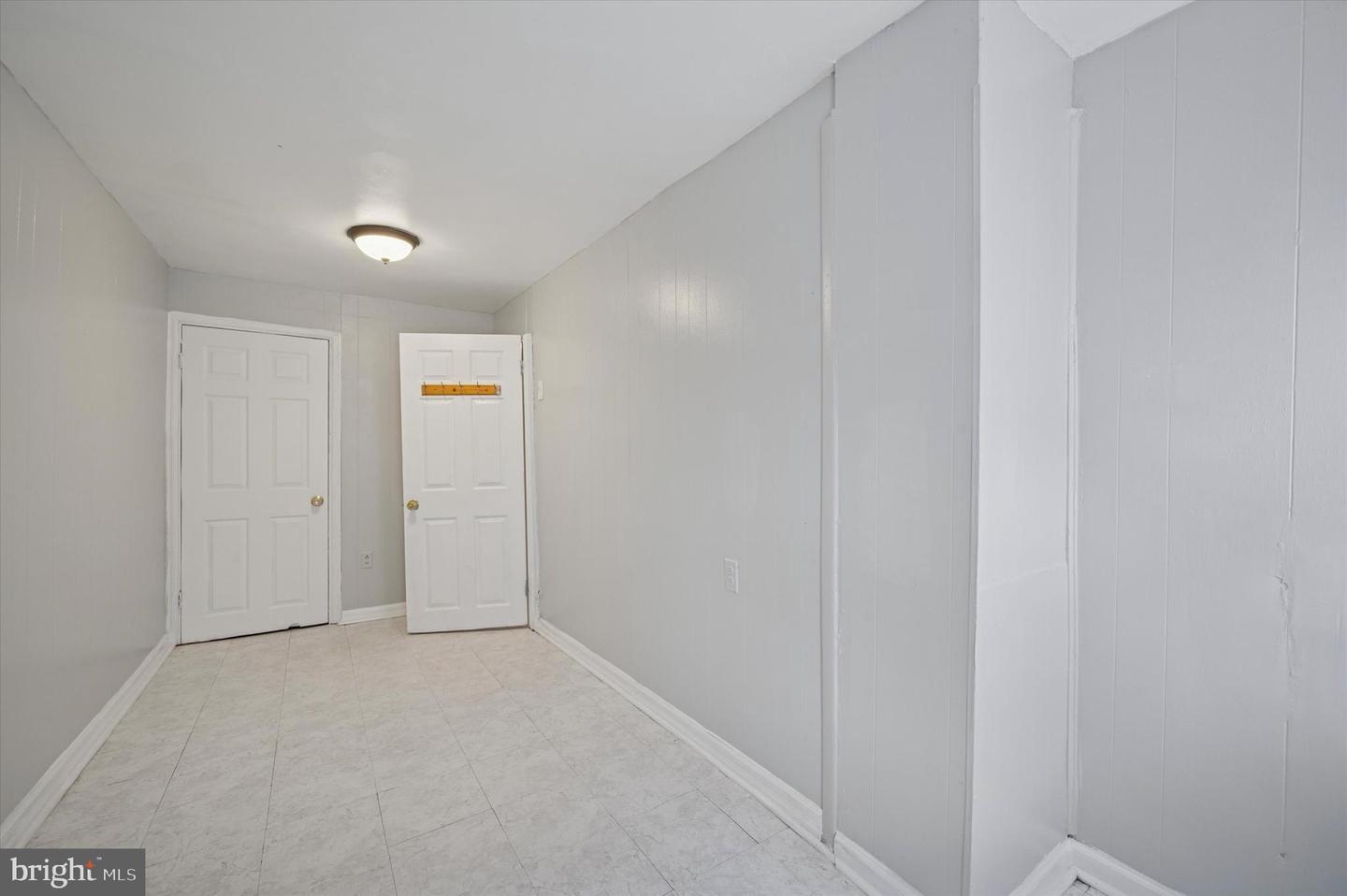 300 E William St Property Photo 12