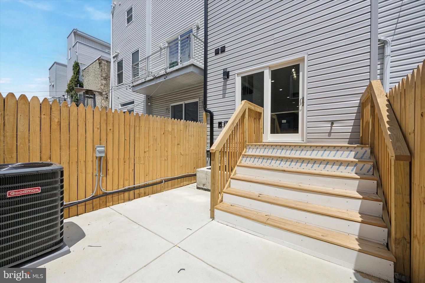 604 Mckean St Property Photo 8