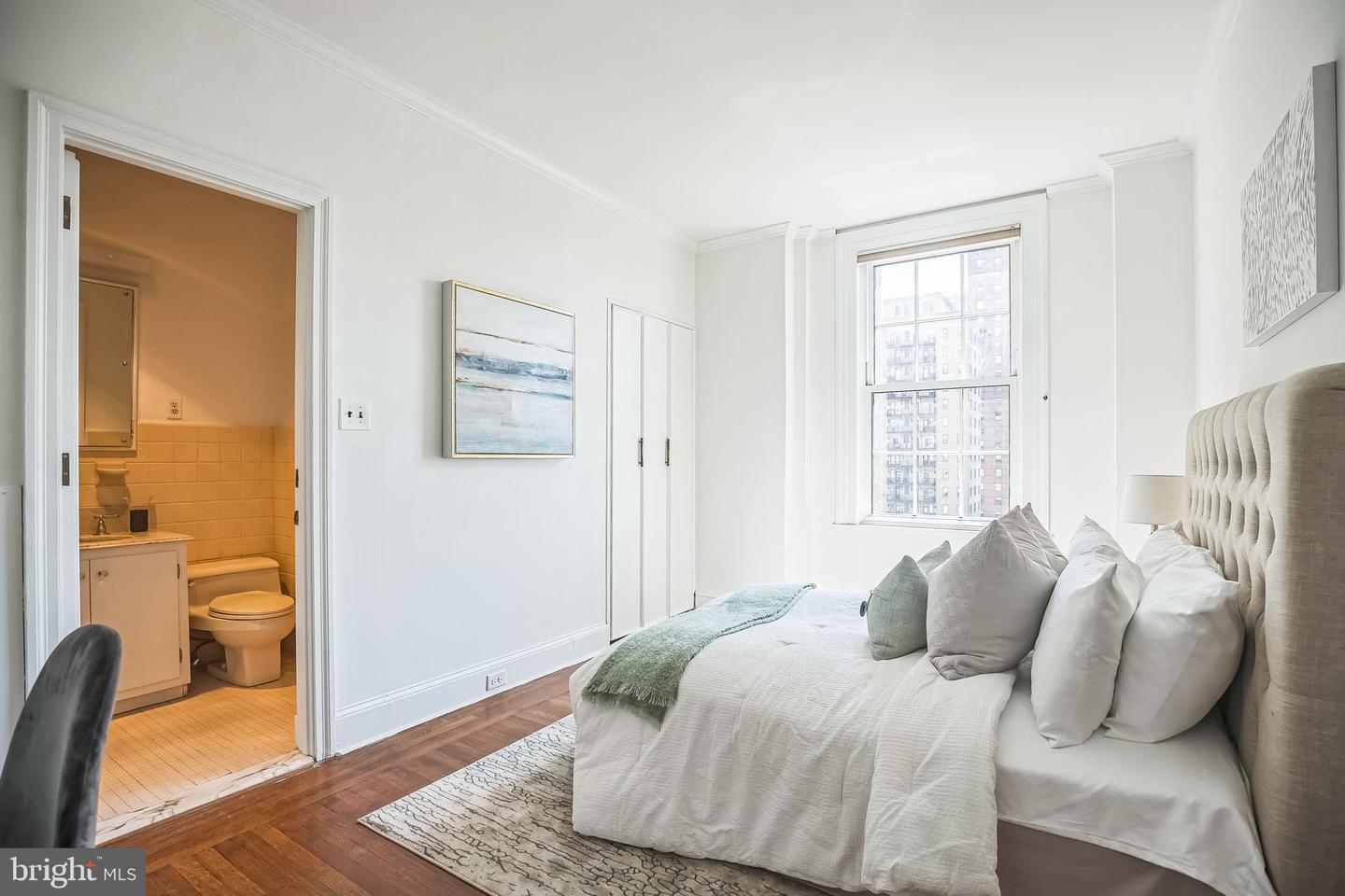 1800 Rittenhouse Square #902 Property Photo 16