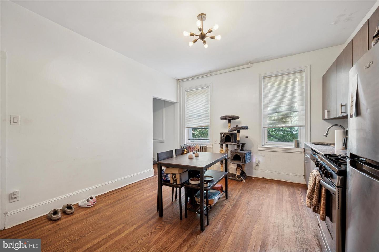 2327 E York St Property Photo 29