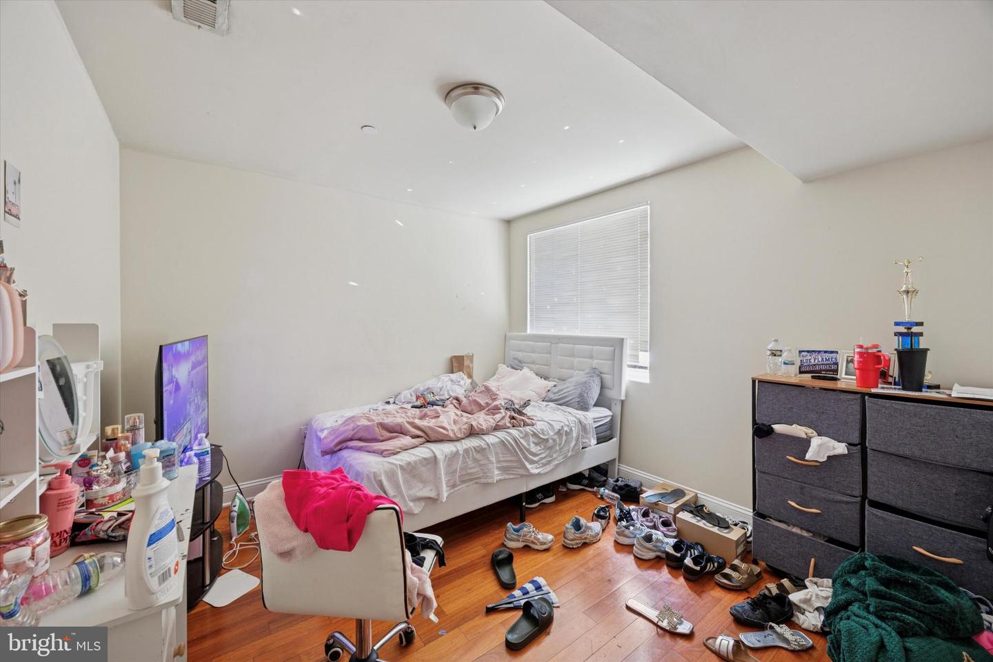 1927 N Gratz St Property Photo 6