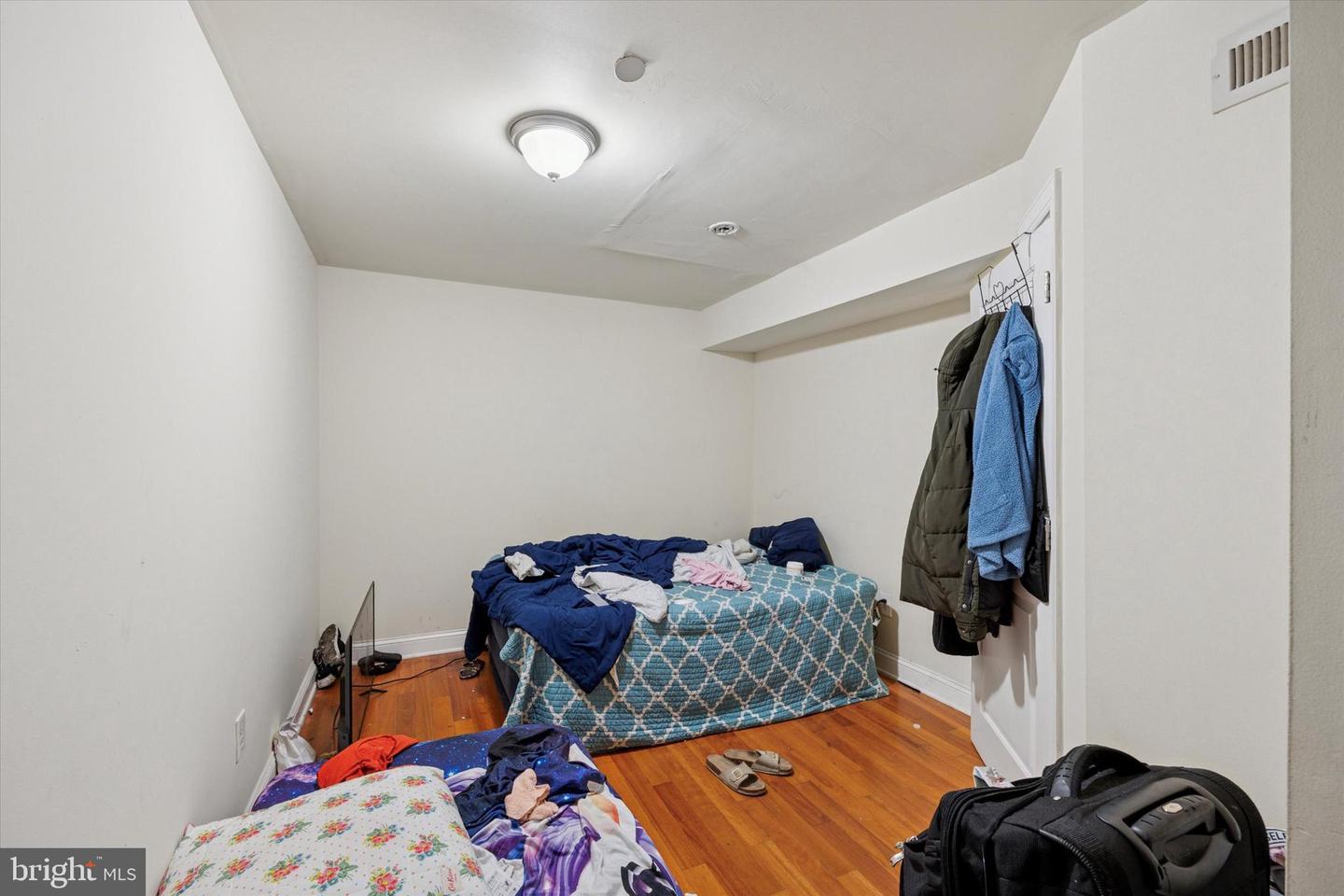 1927 N Gratz St Property Photo 7