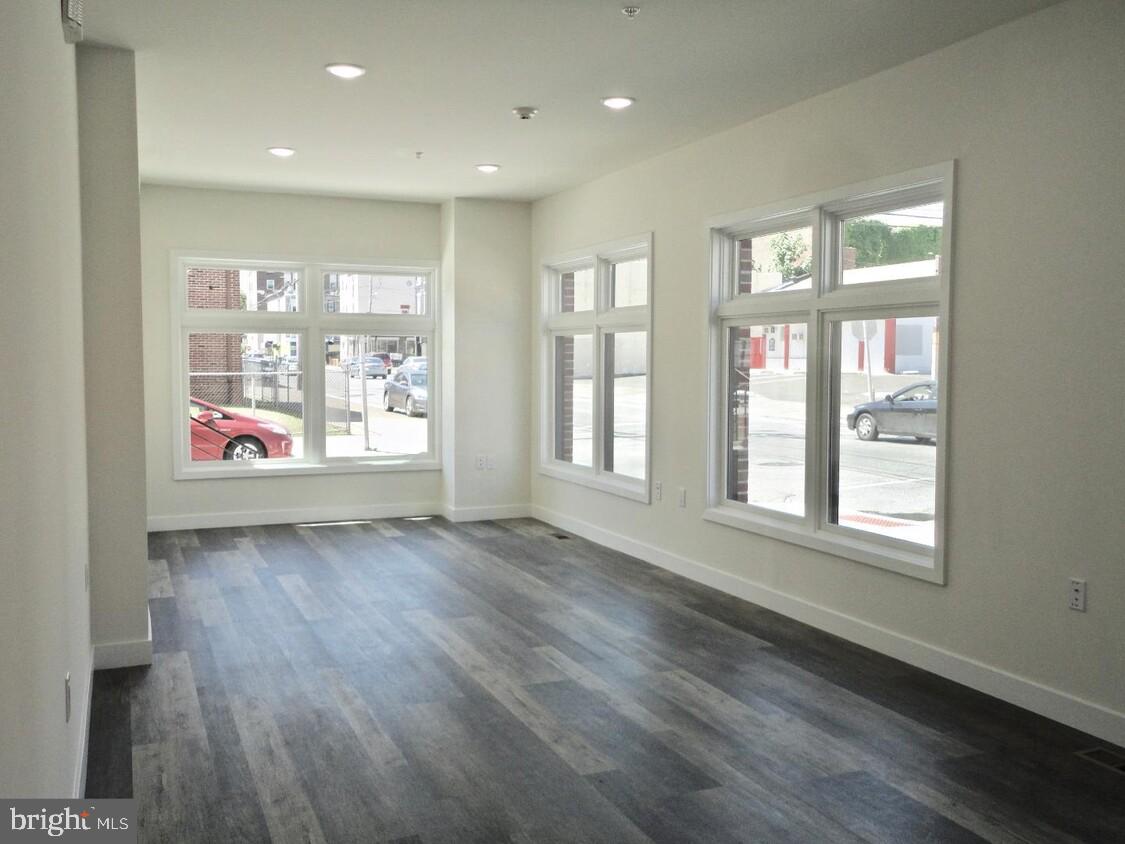 1641 W Venango St #commercial Property Photo 2