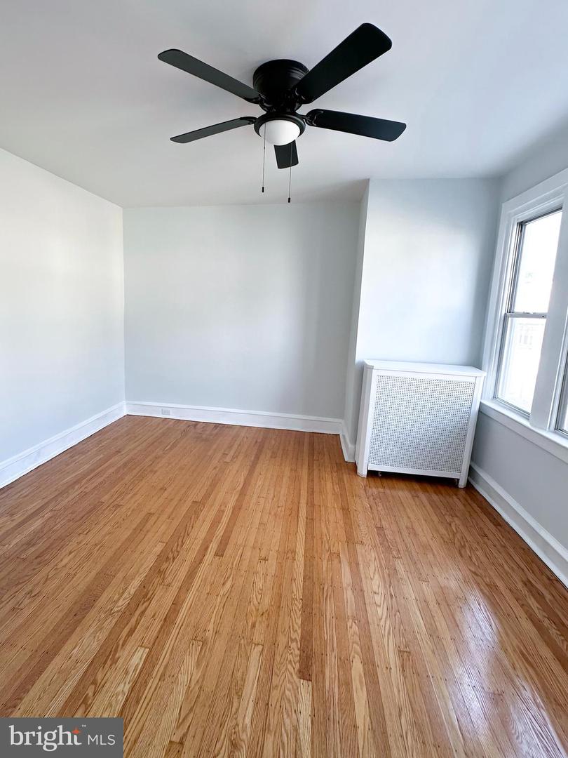 5932 Tackawanna St Property Photo 15