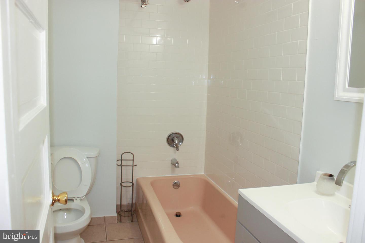 5932 Tackawanna St Property Photo 17