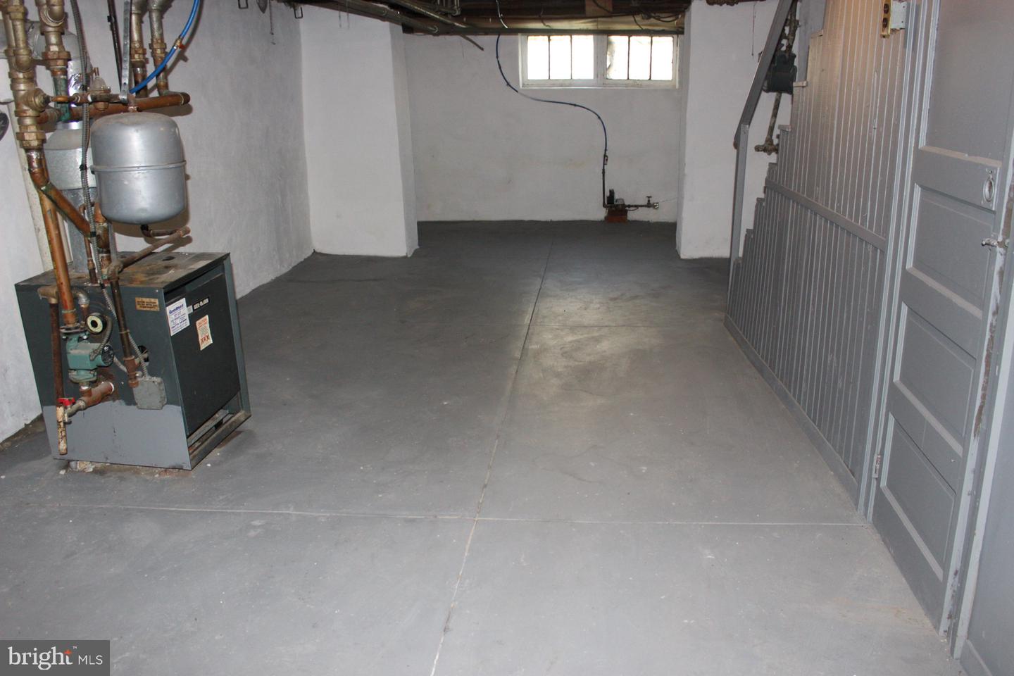 5932 Tackawanna St Property Photo 19