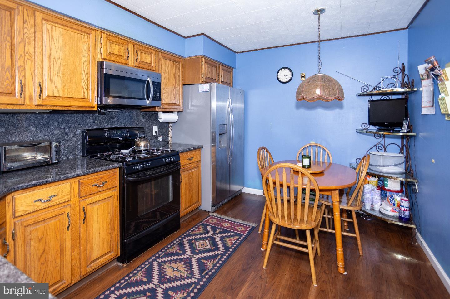 123 Pocasset Rd Property Photo 6