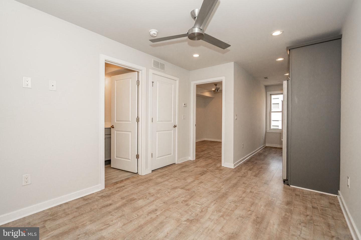 2609-11 Federal St Property Photo 4