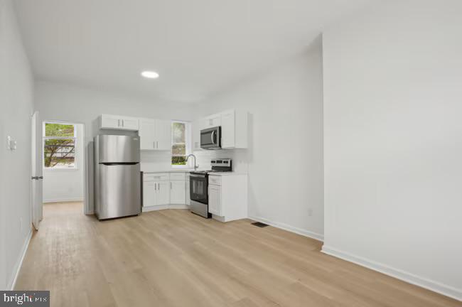 5931 N Norwood St Property Photo 1