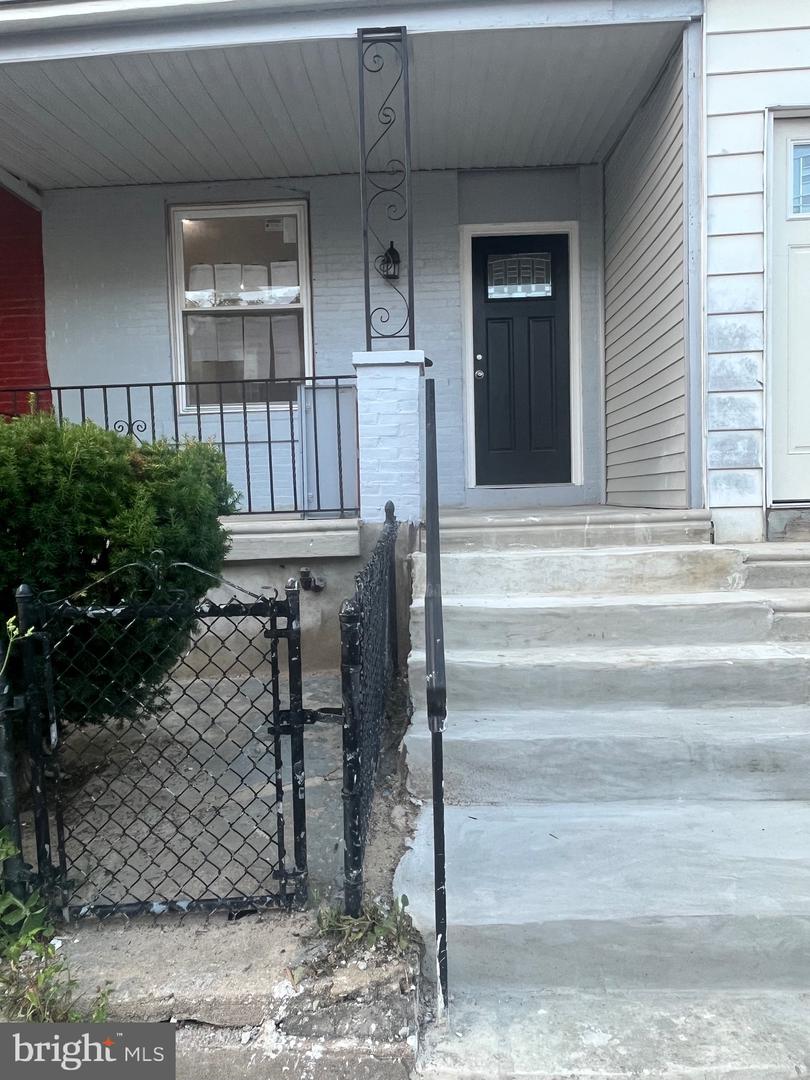 5227 Addison St #a Property Photo 1