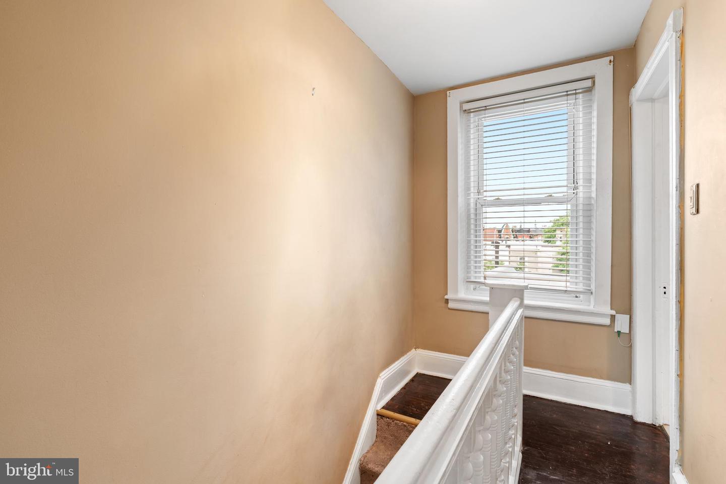1501 Belmont Ave Property Photo 8