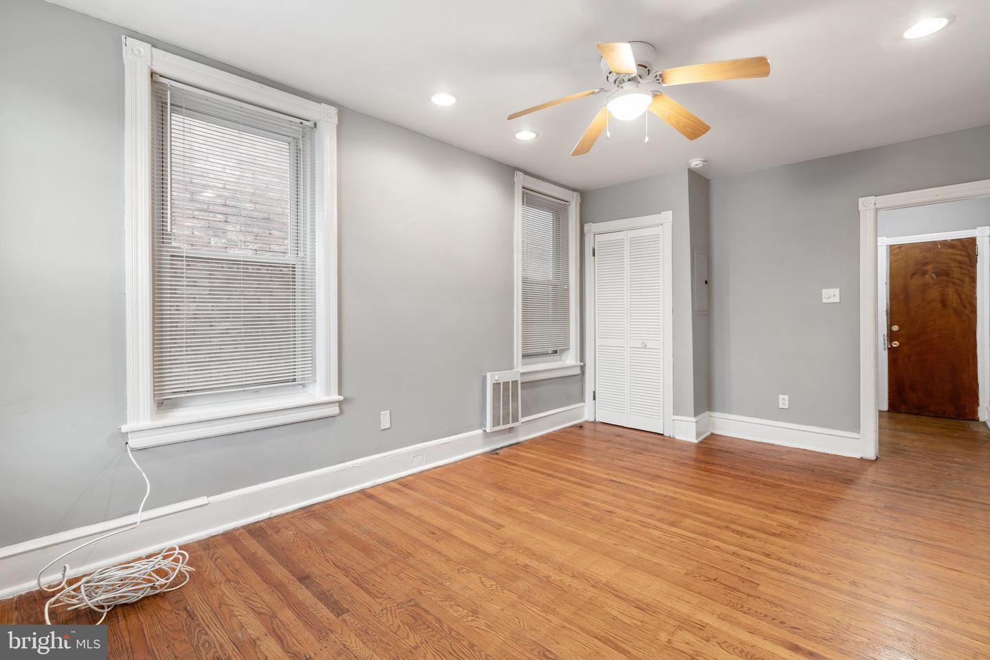 1501 Belmont Ave Property Photo 12