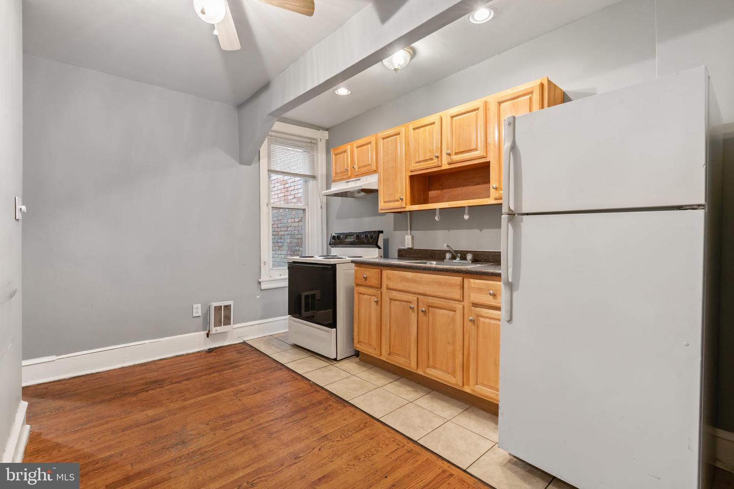 1501 Belmont Ave Property Photo 16