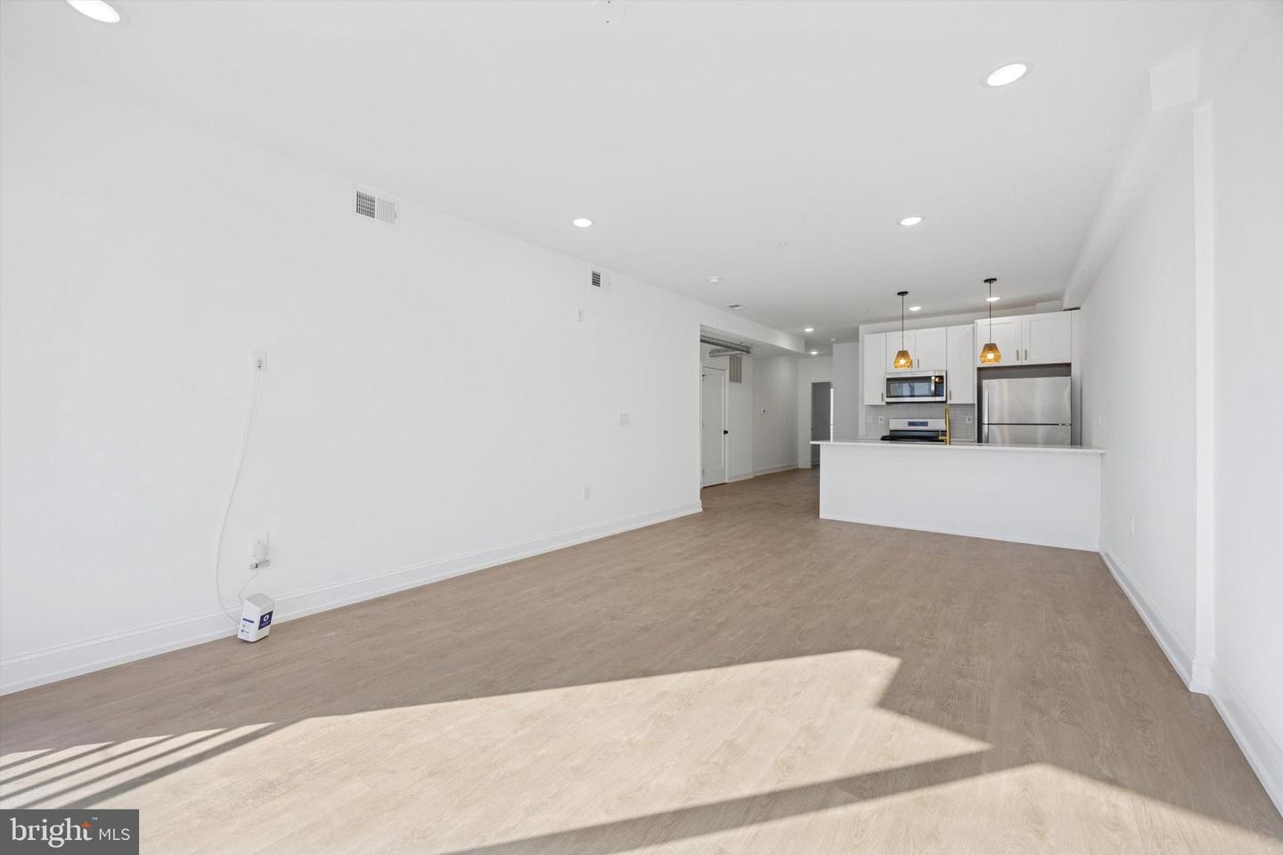 1614 RIDGE AVE #502 Property Photo 1