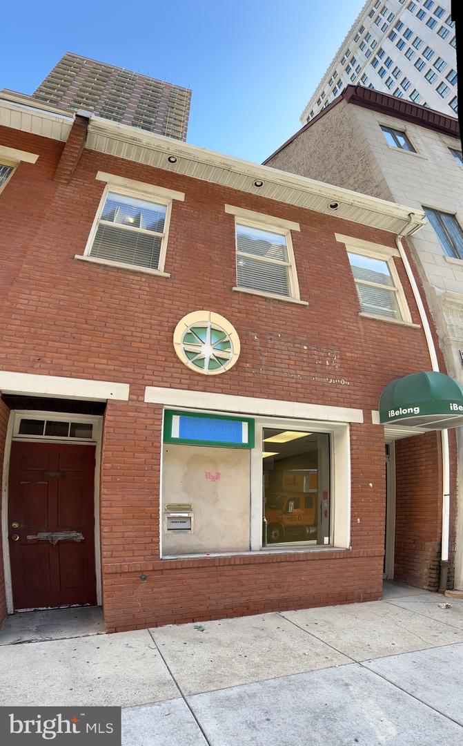 1423 Spruce St #first Floor Property Photo 1