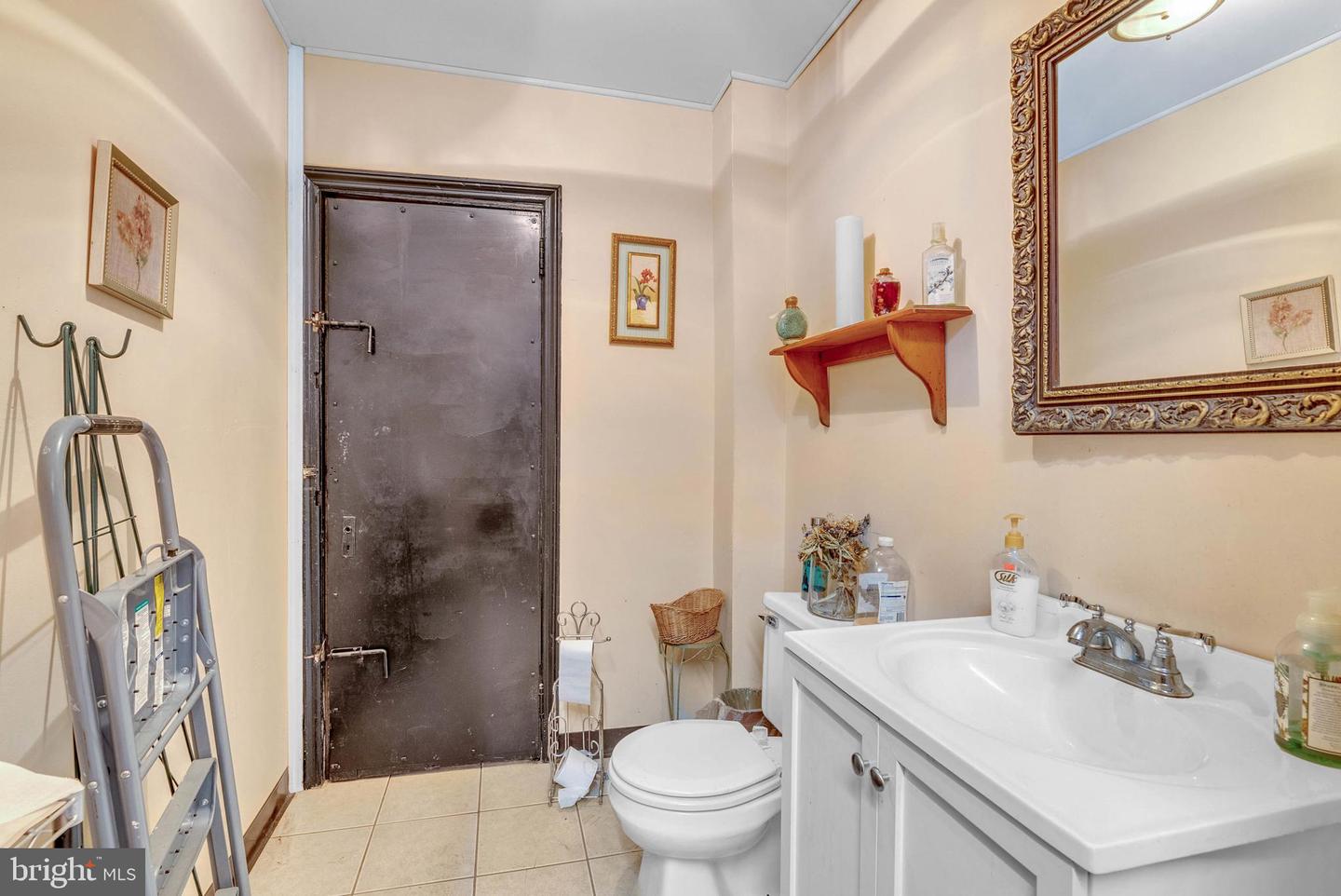 6222 Lansdowne Ave Property Photo 21