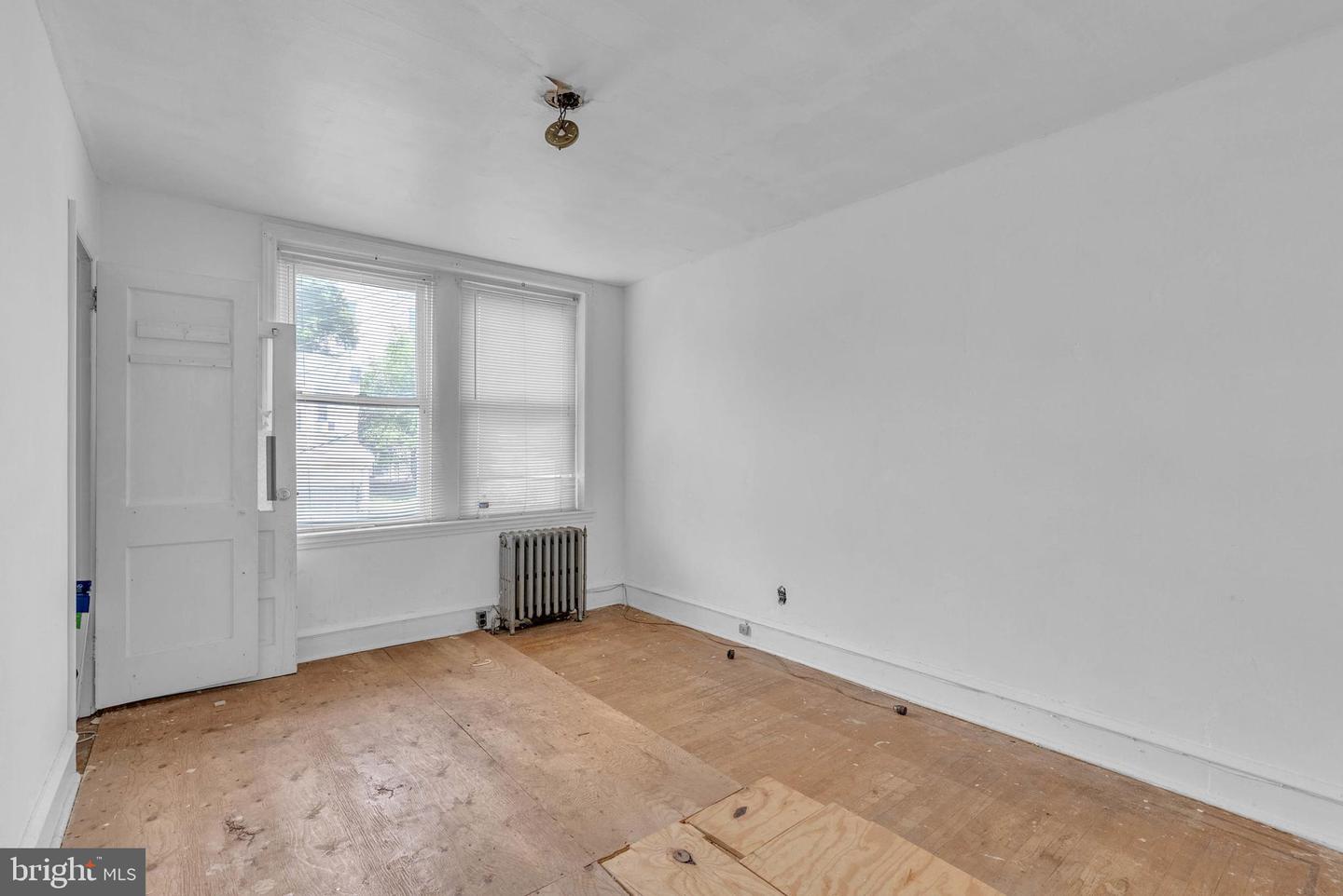 6222 Lansdowne Ave Property Photo 27