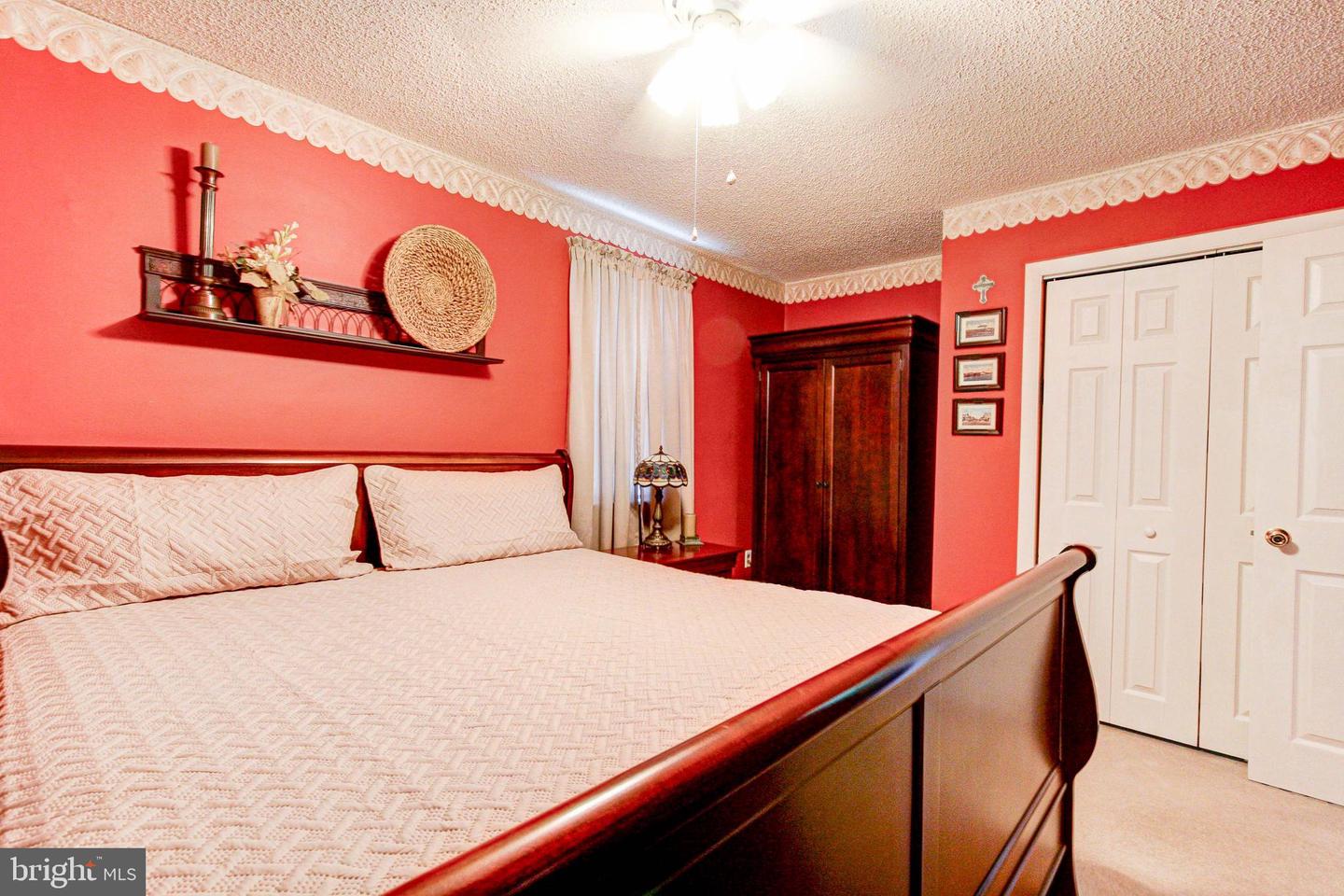 6941 Shelbourne St Property Photo 13