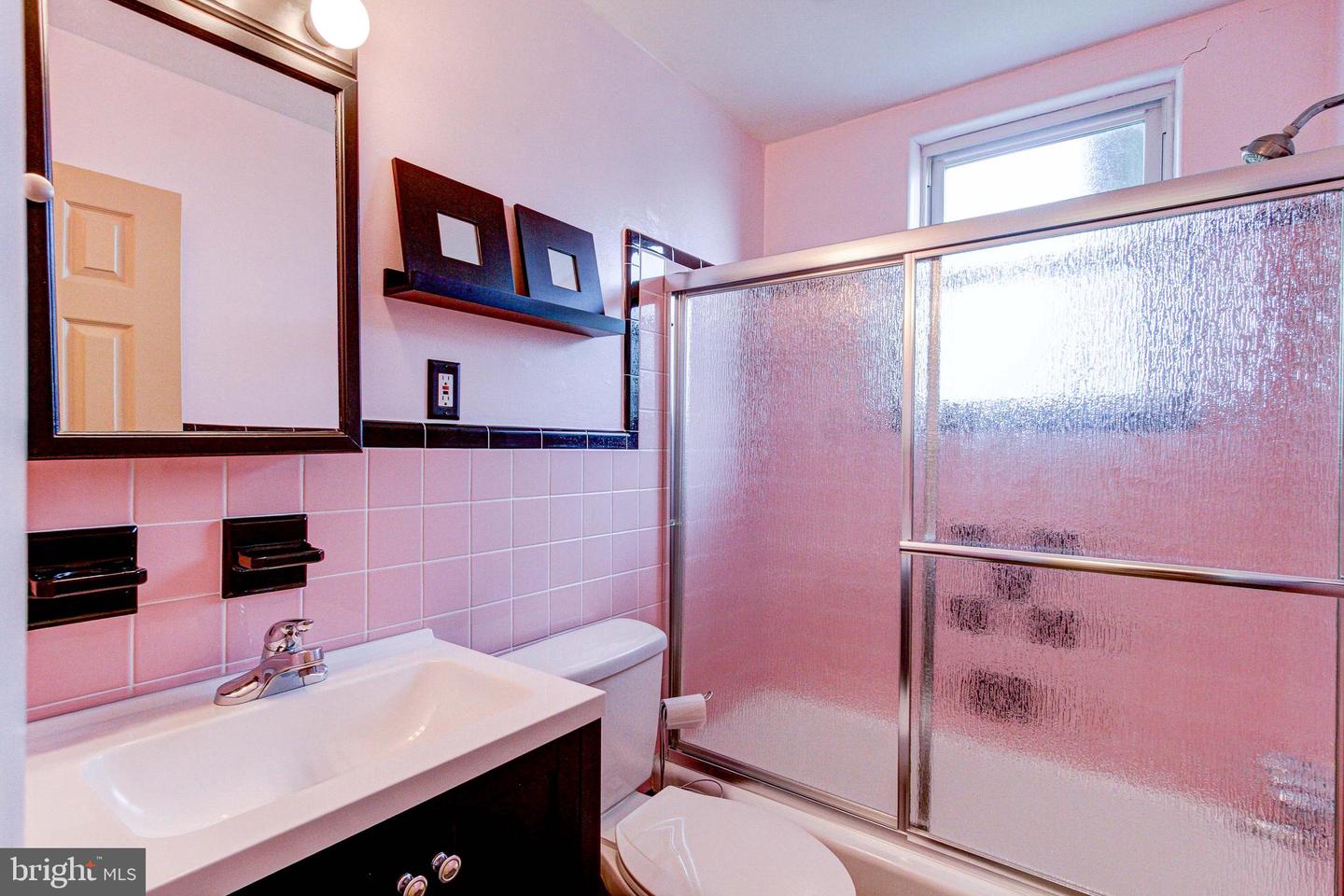 6941 Shelbourne St Property Photo 20