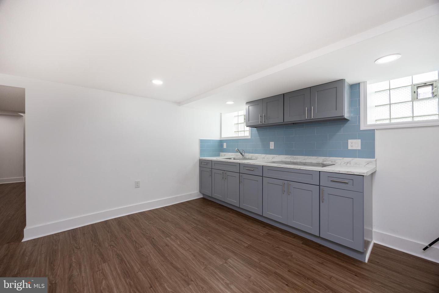 5213 N Broad St Property Photo 18