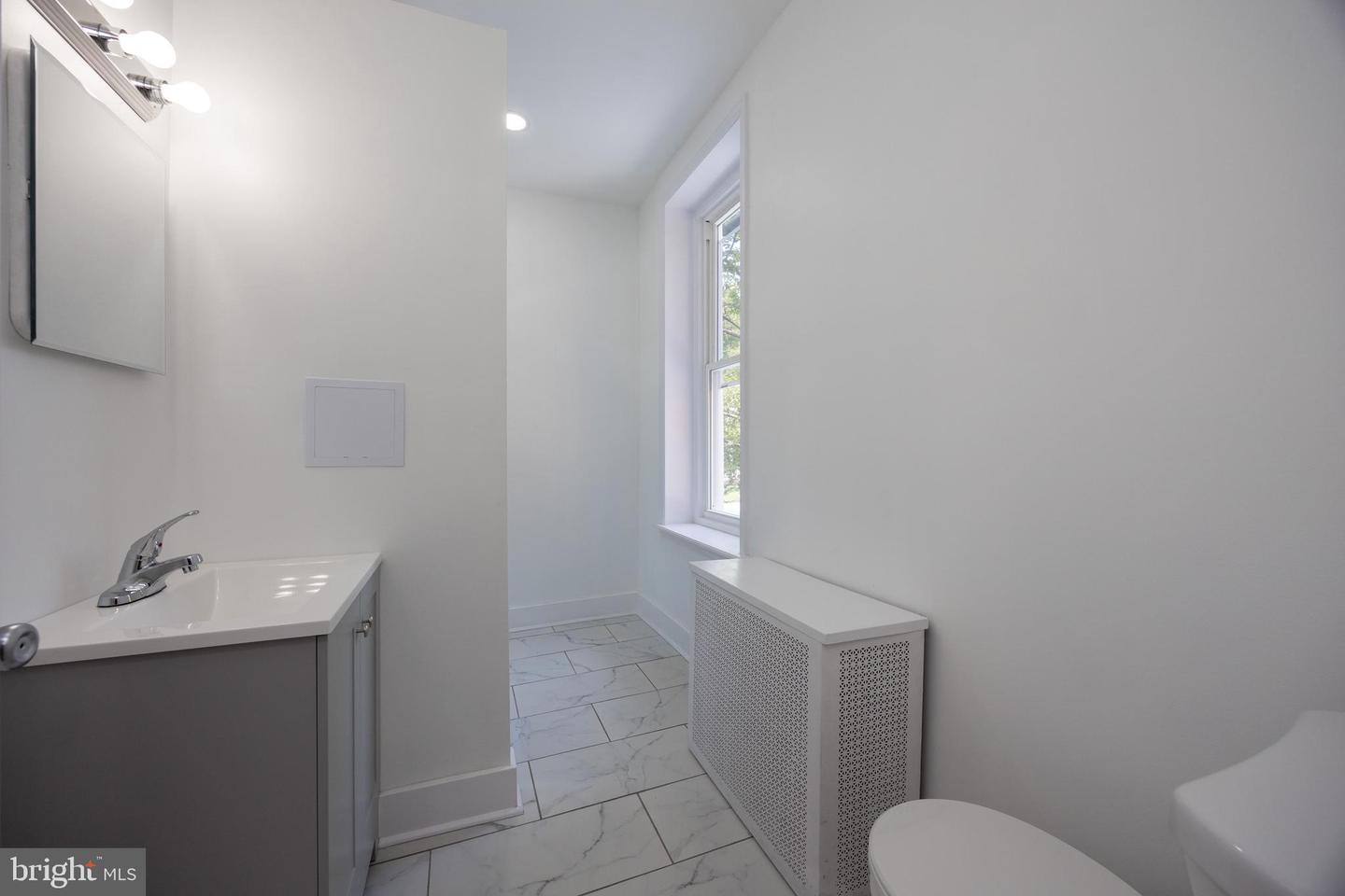 5213 N Broad St Property Photo 26