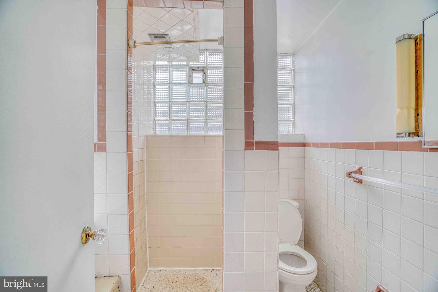 3342 Chippendale Ave Property Photo 55