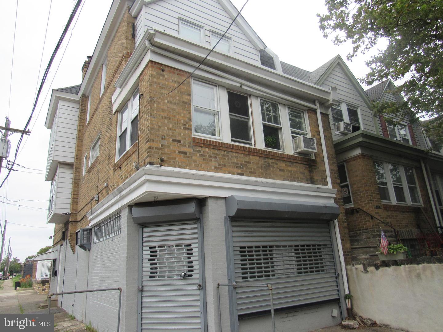 4154 Robbins Ave Property Photo 2