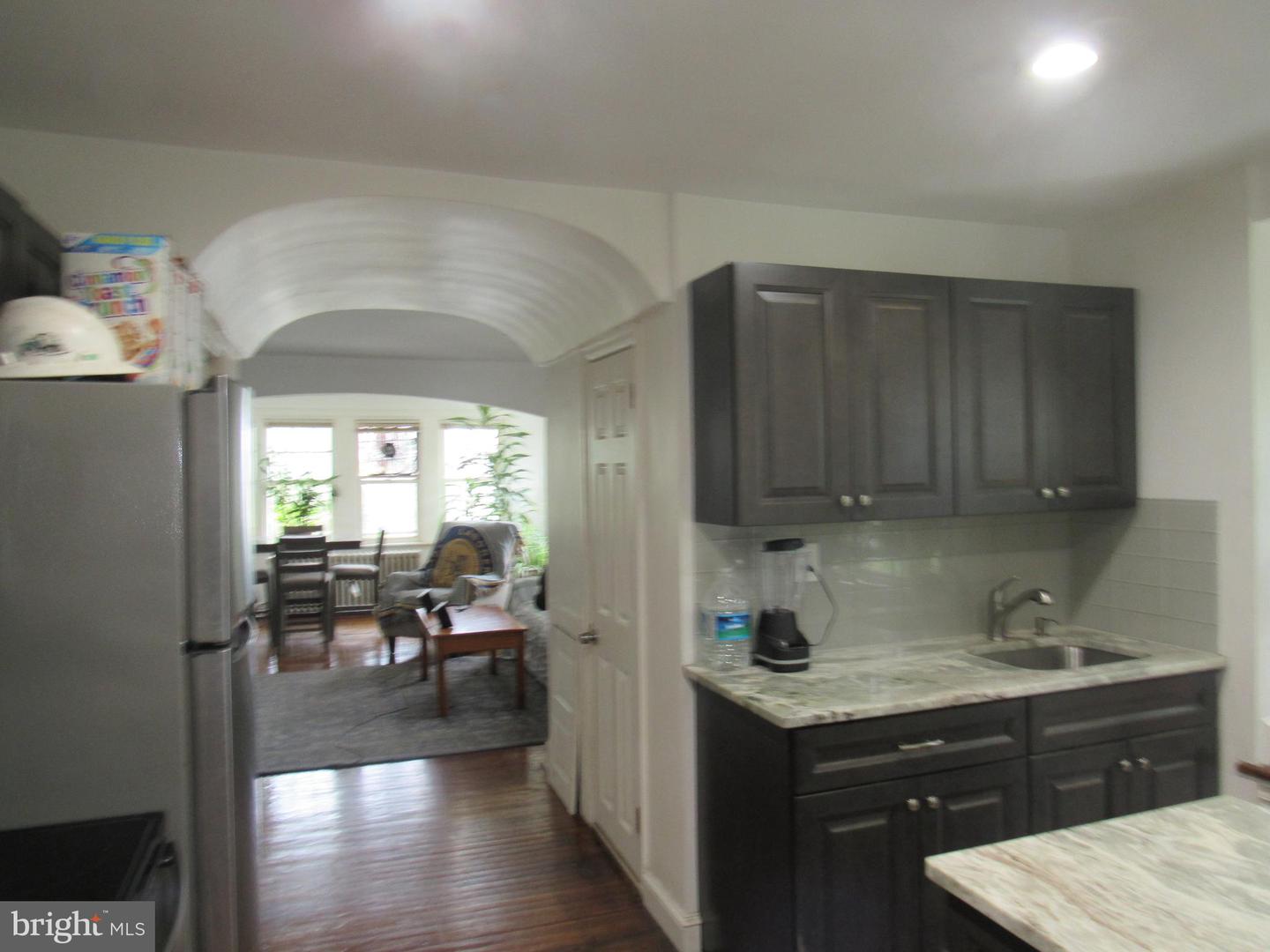 4154 Robbins Ave Property Photo 12