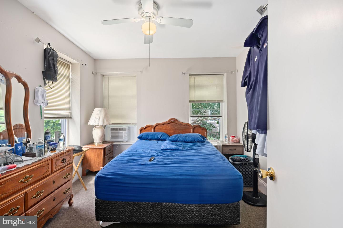 4423 Brown St Property Photo 11