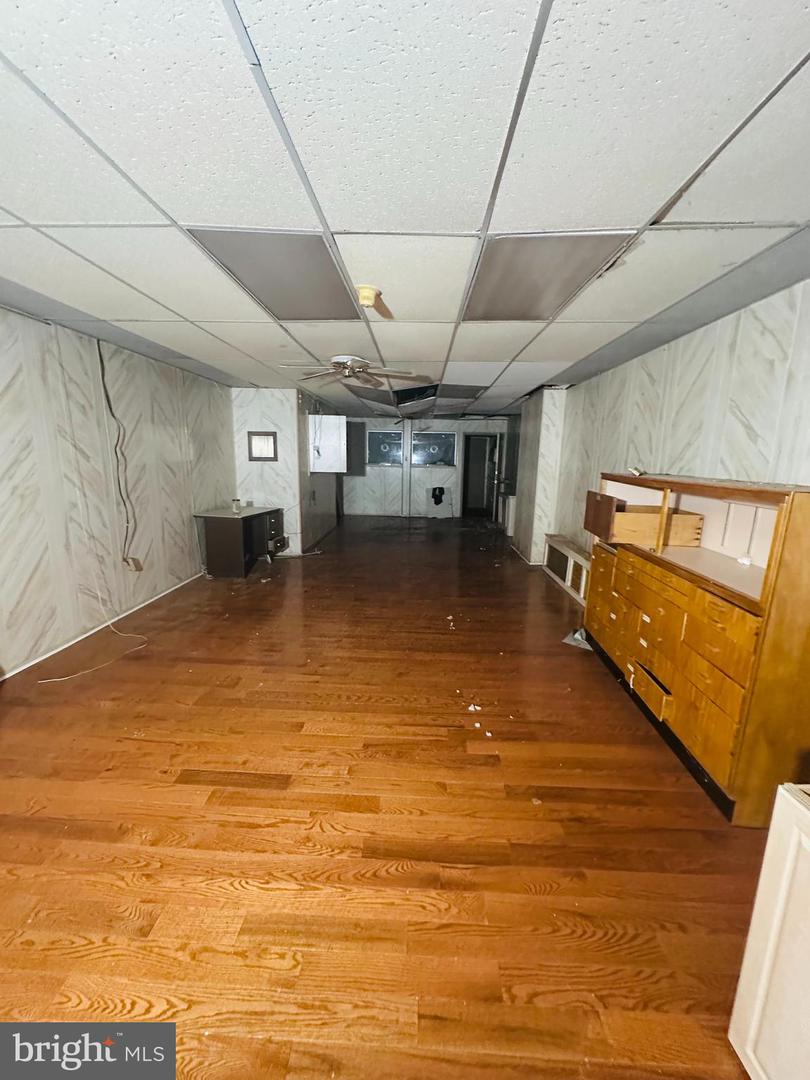 1644 Bridge St Property Photo 14