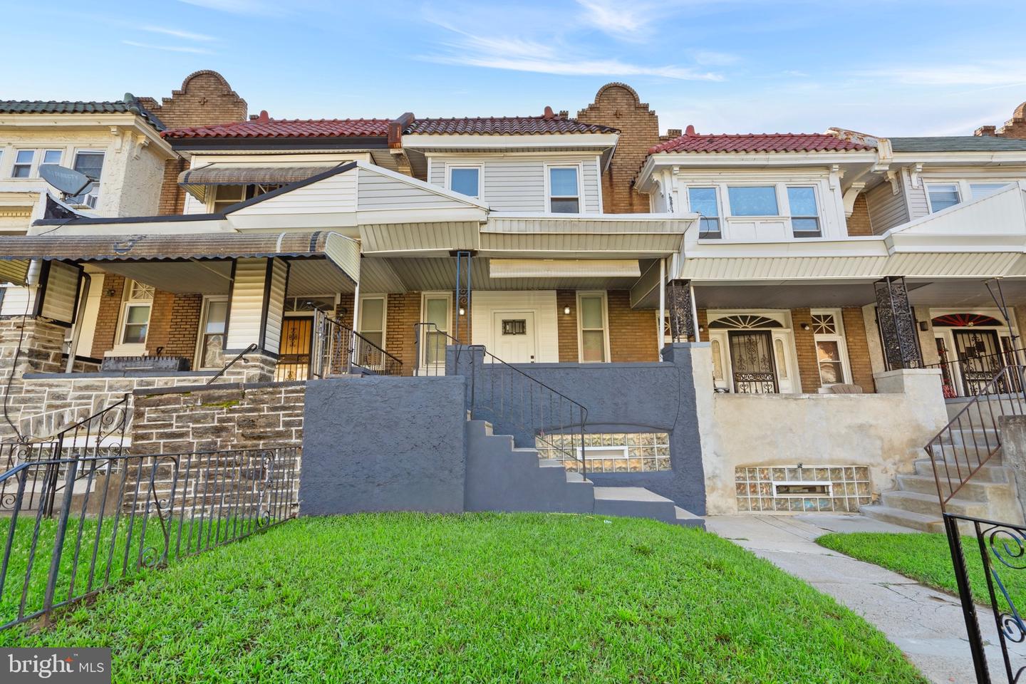 5615 N Camac St Property Photo 1