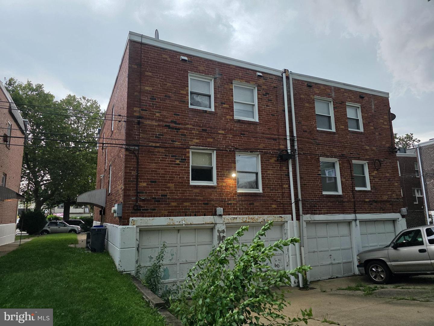 5310 Rutland St Property Photo 2