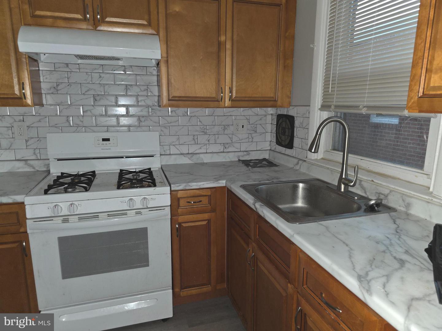 5310 Rutland St Property Photo 3
