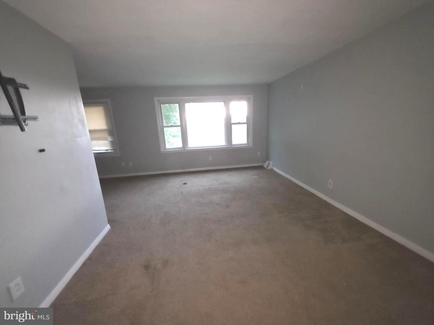 5310 Rutland St Property Photo 6