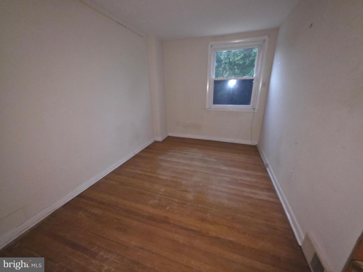 5310 Rutland St Property Photo 28