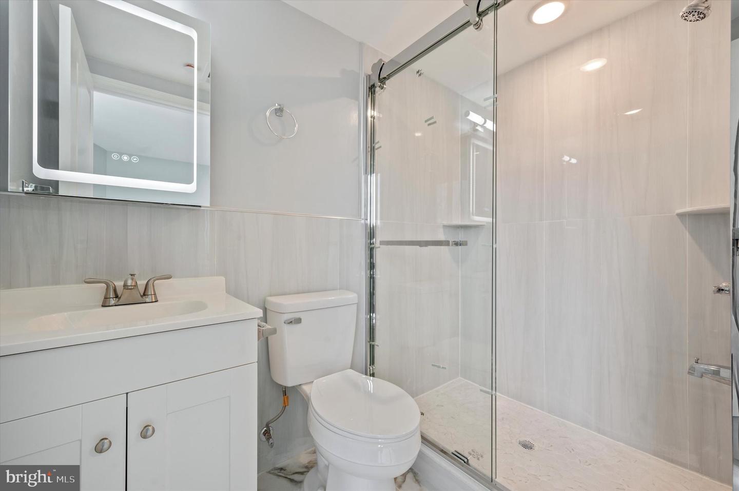 2405 Ridge Ave Property Photo 18
