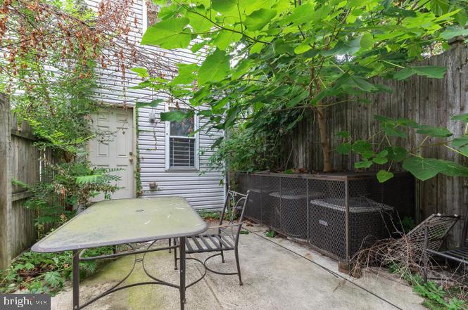 1711 N Gratz St Property Photo 17