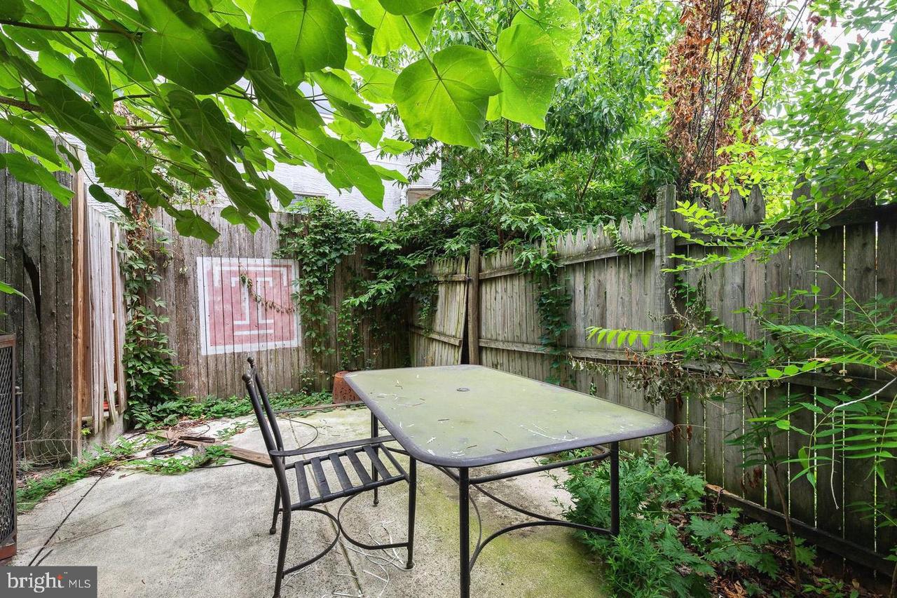 1711 N Gratz St Property Photo 20