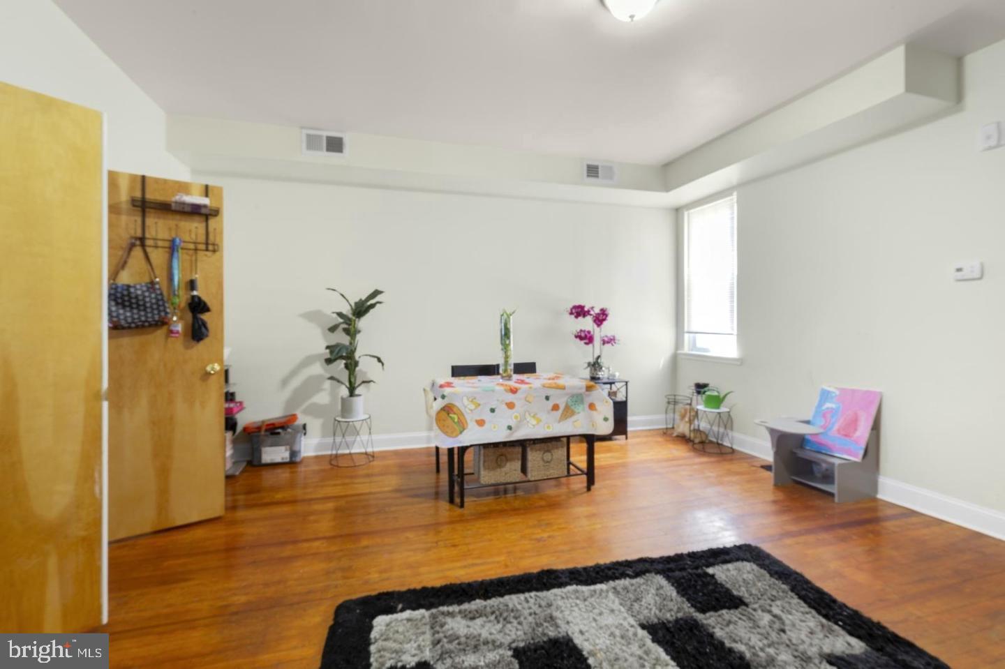 4014 Market St Property Photo 16