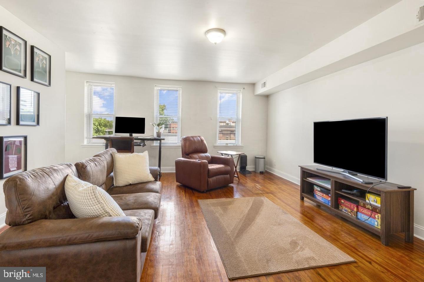 4014 Market St Property Photo 29