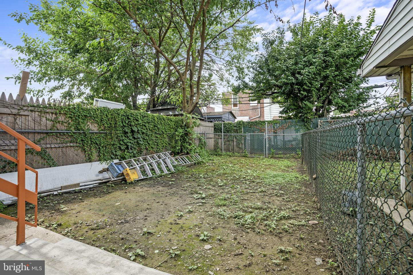 6640 Glenloch St Property Photo 27