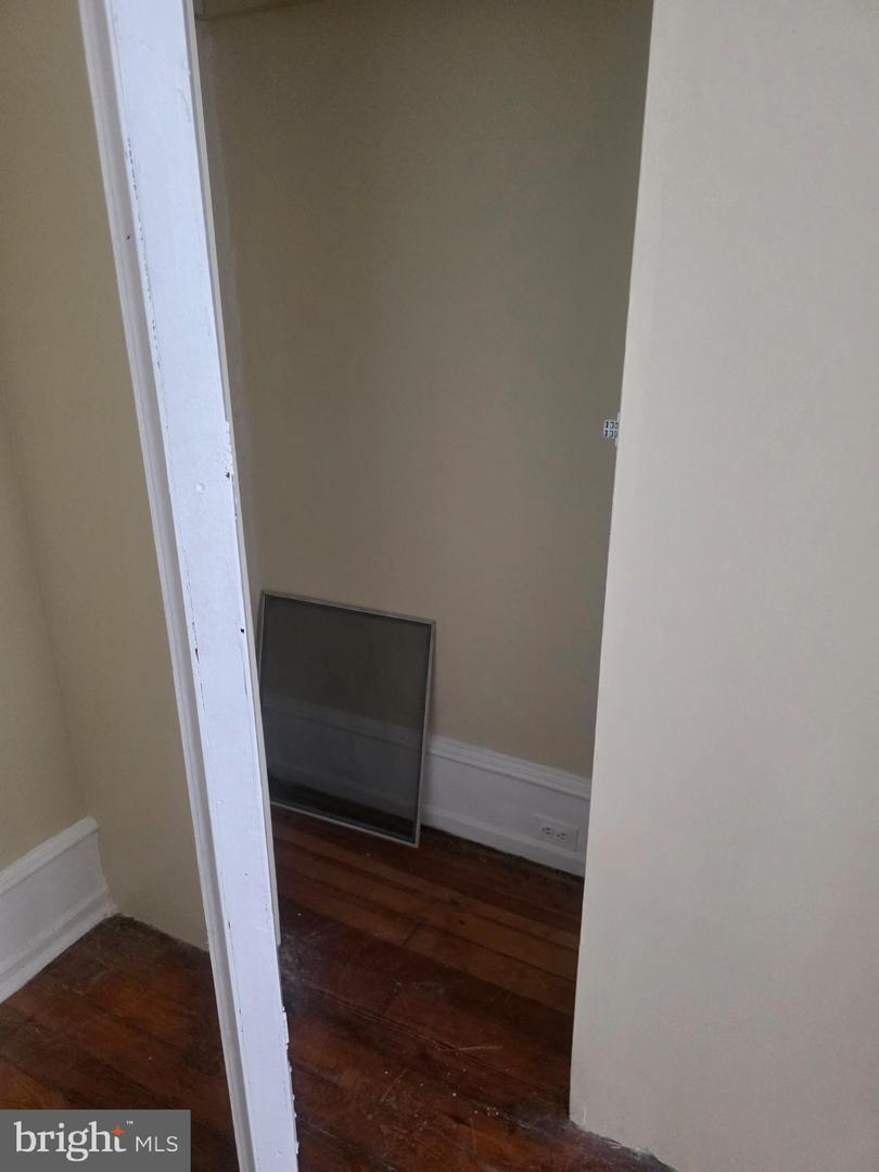 145 E Durham St Property Photo 12