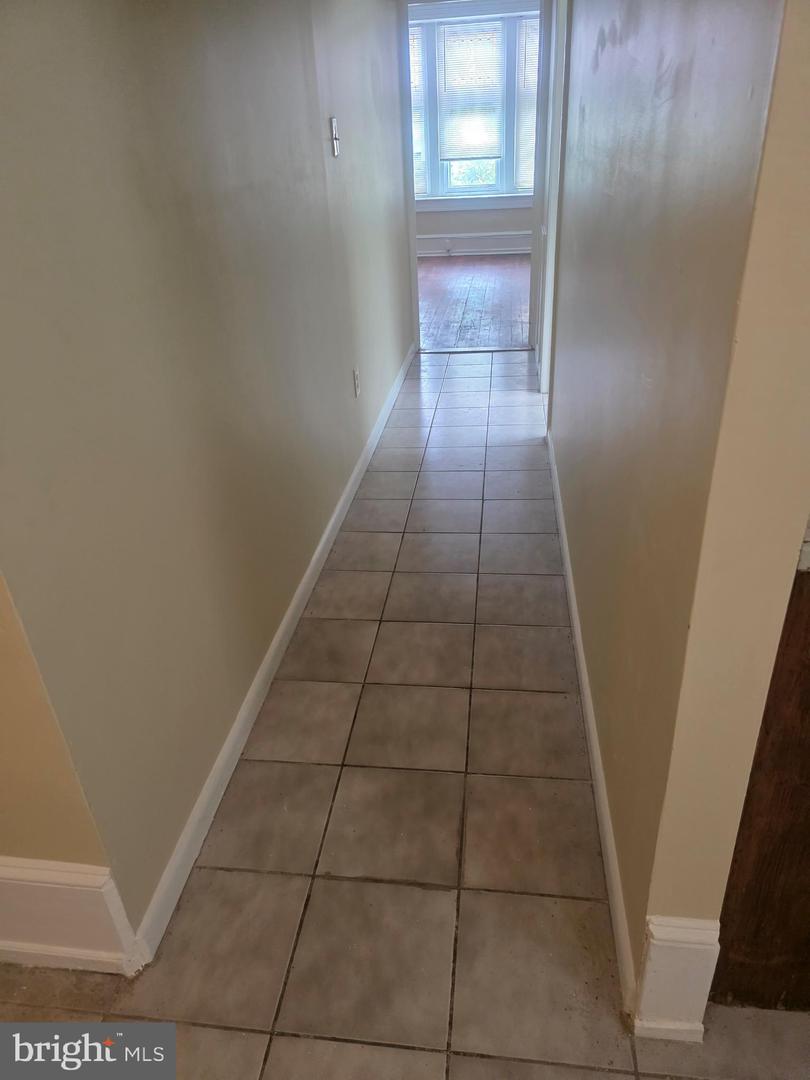 145 E Durham St Property Photo 13