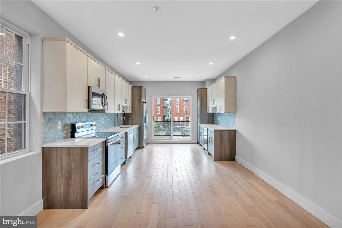 1005 N Marshall St Property Photo 19